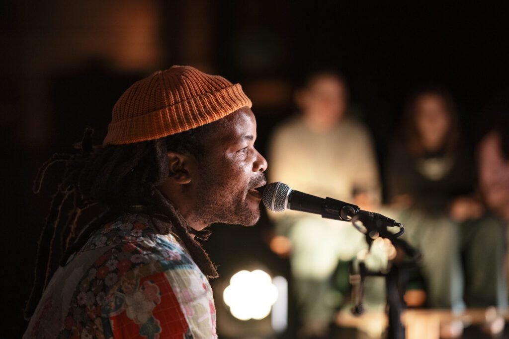 'Atemporal' Coreografia e Dança Yentl de Werdt Composição e Música Matchume Zango